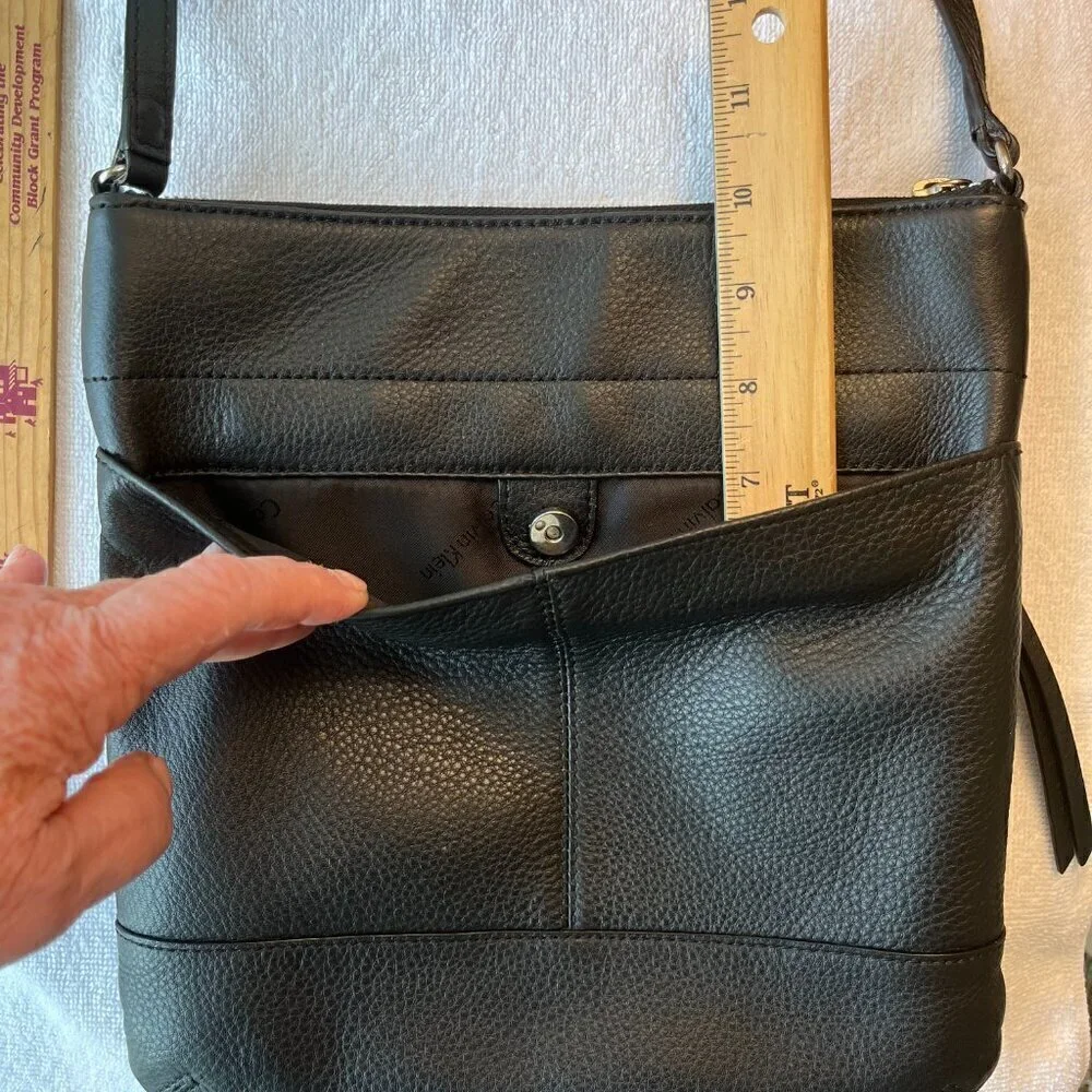 Calvin Klein pre owned